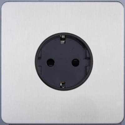 Розетка внутр. монтажа Merida (никель) 1 пост